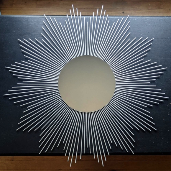 35” SILVER Glamorous Sunburst Mirror Starburst Decorative Wall Mirror - Picture 5 of 9